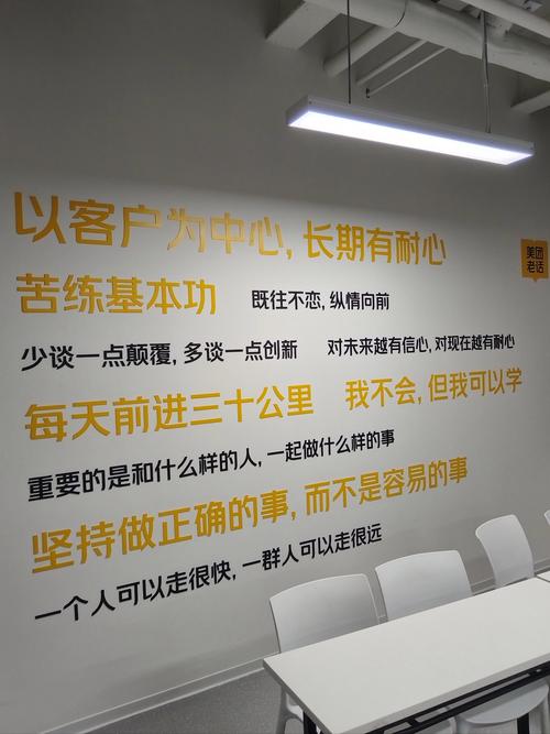 发卡网商家与链动小铺，一场关于效率与自主的博弈