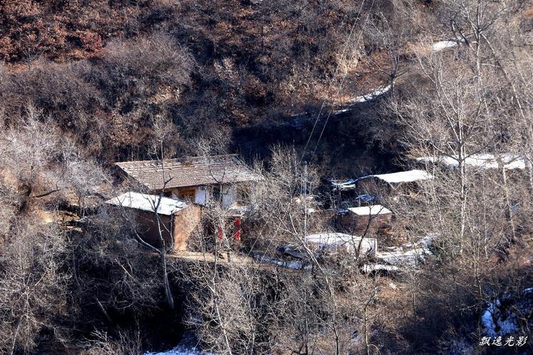 我把店吹进了山坳坳,一个发卡网平台和它背后的小铺老板